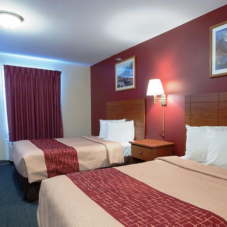 Red Roof Inn & Suites Dickinson Esterno foto