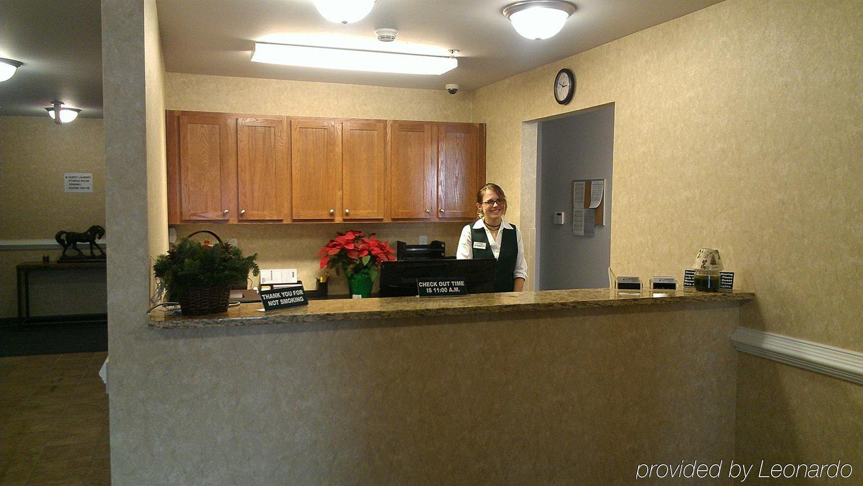 Red Roof Inn & Suites Dickinson Esterno foto